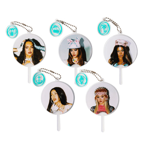KATSEYE 'WILD' POP UP Merch Random Mini Image Picket