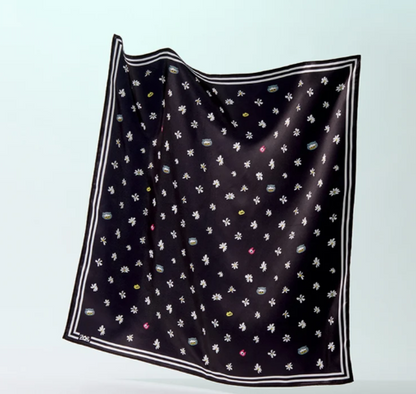 ZO&FRIENDS Signature Scarf (Black)