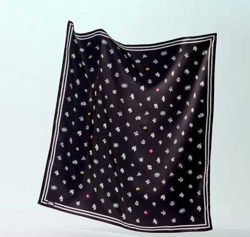 ZO&FRIENDS Signature Scarf (Black)