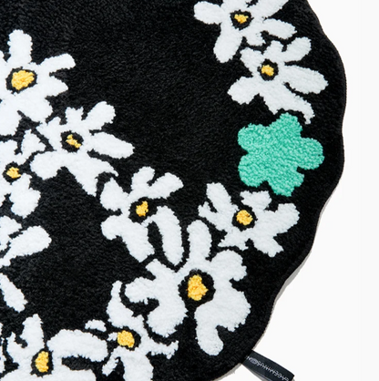 PEACEMINUSONE X ZO&FRIENDS Rug