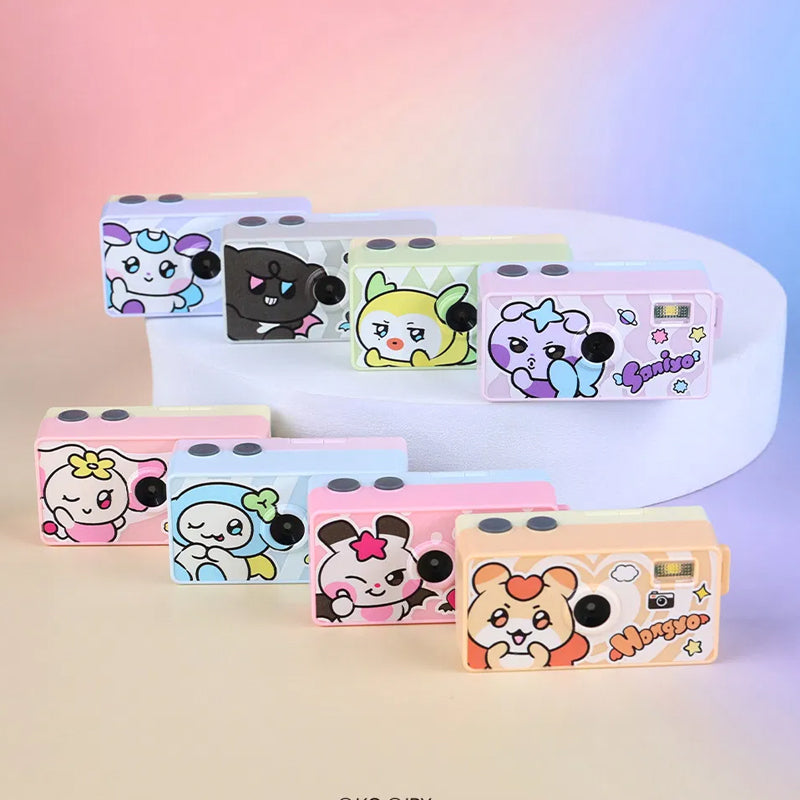 ATEEZ MIGHTEEZ - Mini Candy Camera Keyring