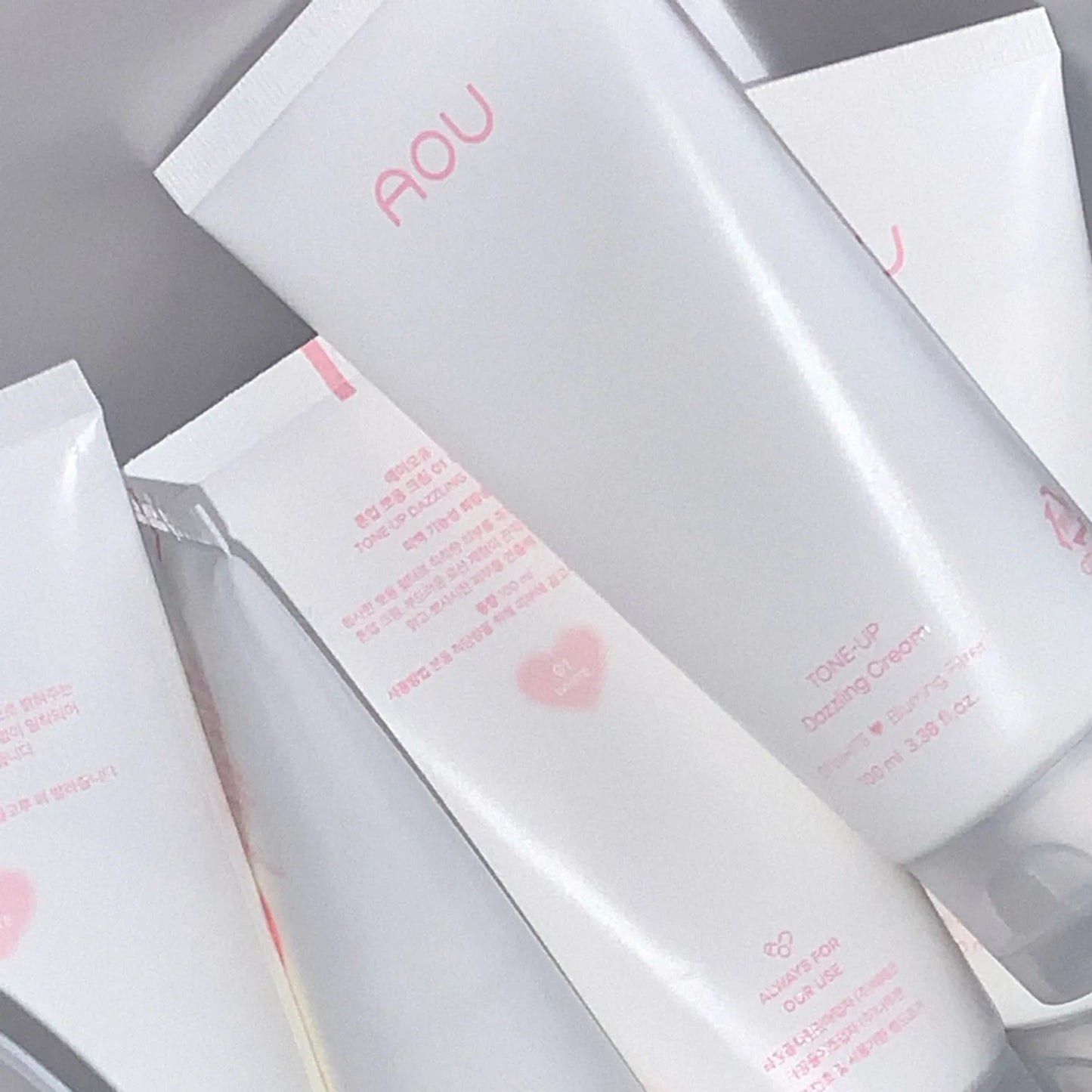 AOU Tone-Up Dazzling Cream