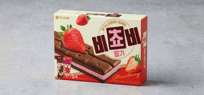 Orion Bichobi Strawberry Choco Biscuit Snack 125g