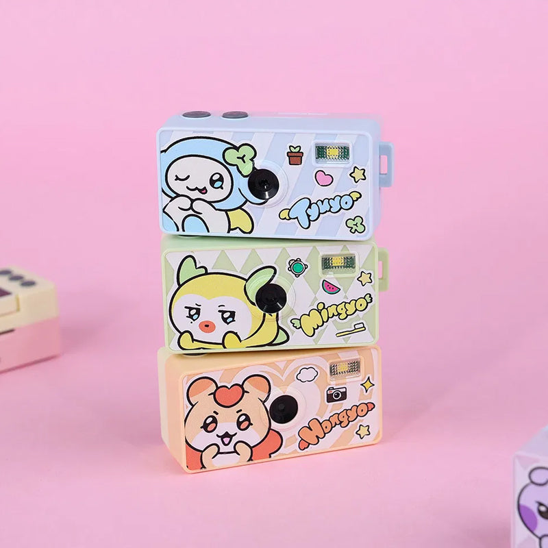 ATEEZ MIGHTEEZ - Mini Candy Camera Keyring