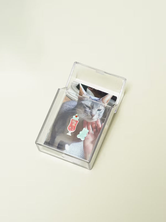 One-touch photo card case [DAISO]