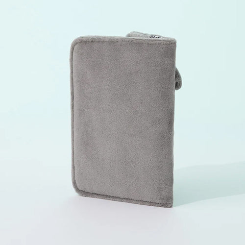 ZO&FRIENDS ZOA Signature Passport Case
